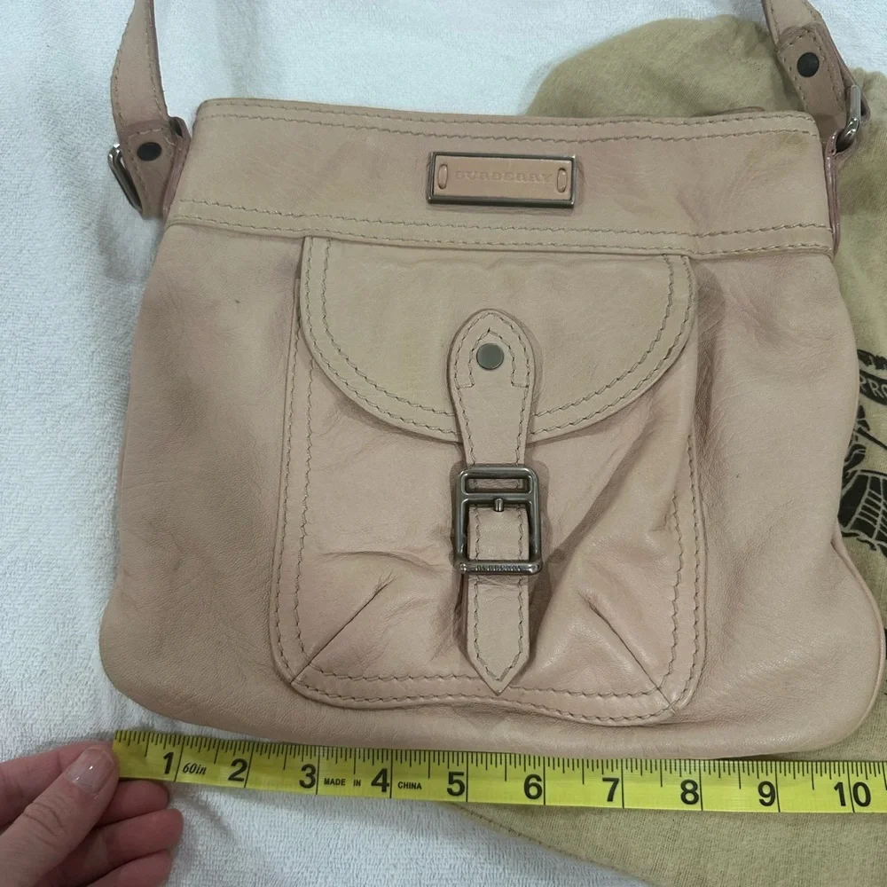 Burberry Vintage Whisper Pink Leather Crossbody Bag - Picture 13 of 14